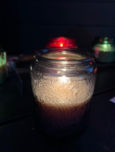 250ml Embossed Glass Candle Jar with Lid photo review