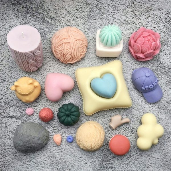 Assorted Silicone Candle Molds for DIY Projects - Image 3