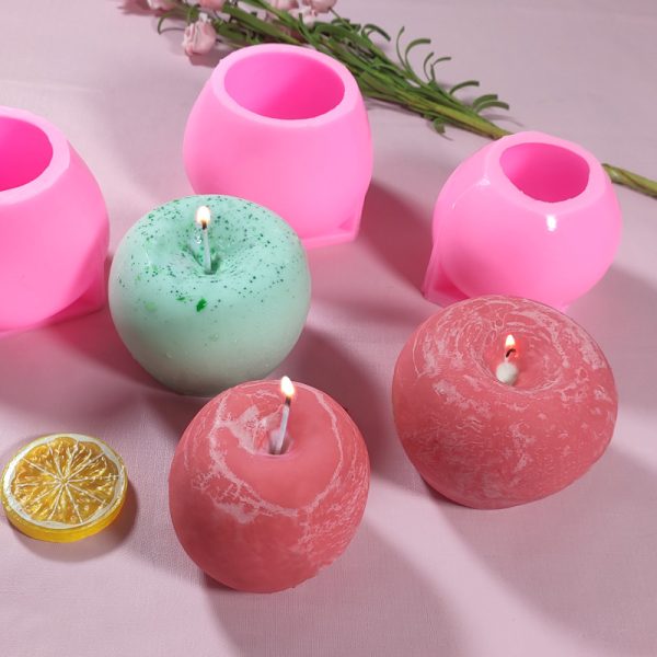 Christmas Eve Apple-Shaped Silicone Candle Mold