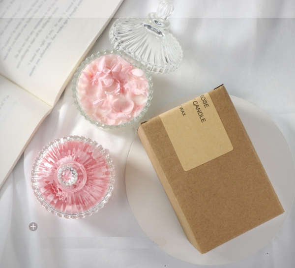 Luxury Preserved Flower Soy Wax Candle in Dome Glass Jar - Image 3