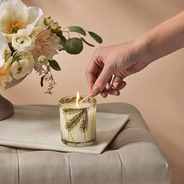 Luxury Christmas Tea Scented Soy Candle in Glass Jar - Image 5