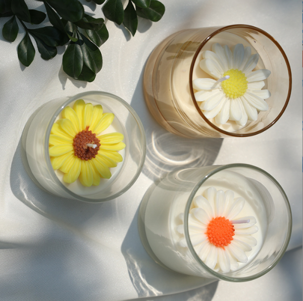 Custom Soy Wax Scented Candles in Glass - Image 6