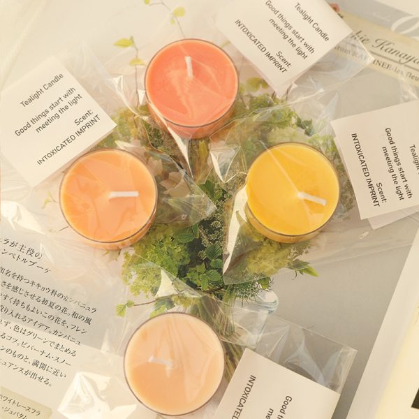 Scented Tealight Candles in Round & Heart Holders - Image 6